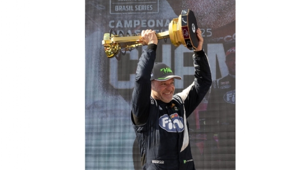 From track to tech: SOFTSWISS celebrates Barrichello’s first NASCAR Brasil triumph