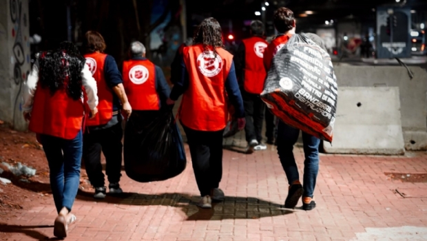 São Paulo FC, Superbet e Exército da Salvação se unem para doar mais de 2.000 sacos de dormir