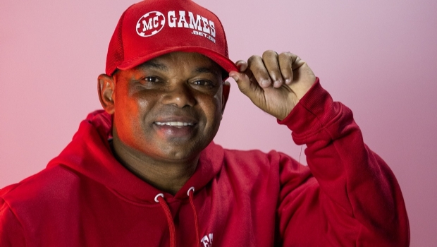 O ídolo pernambucano Carlinhos Bala é o novo embaixador da MC Games