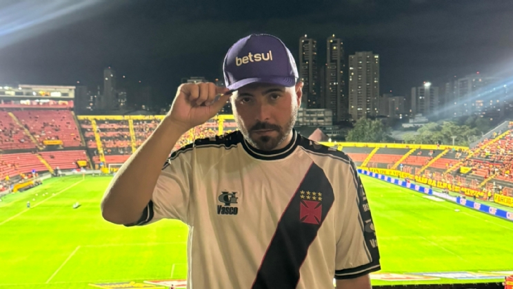 Betsul anuncia Juninho como novo influenciador da marca, para alegria da torcida vascaína