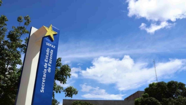 Finance Department reviews the Lotesul notice, corrects errors and requests filing with the TCE